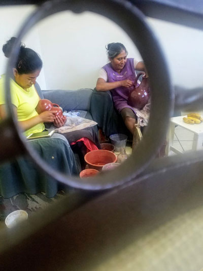 Mujeres alfareras
